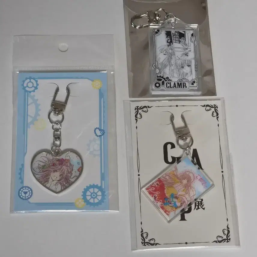 [BUNJANG] CLAMP Exhibition x Clamp x Kobato. 3-Piece Bundle Set - Keychains / 클램프전 코바토. 굿즈 3종 일괄 판매