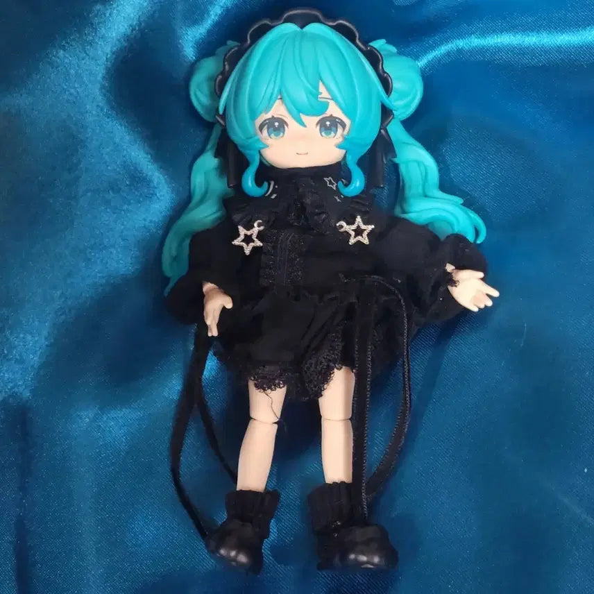 [BUNJANG] Blooky Hatsune Miku Sonata Velvet Serenade Figure (Opened Display) / 블로키 하츠네 미쿠 소나타 벨벳 세레나데 개봉 전시품