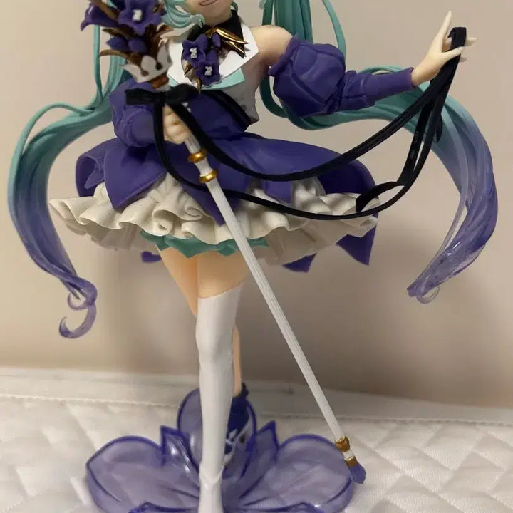 [BUNJANG] Hatsune Miku 2024 Birthday Figure / 하츠네 미쿠 2024 생일 피규어