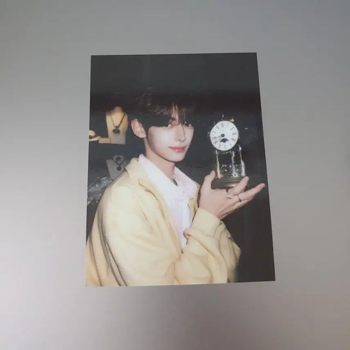 [BUNJANG] TWS Han Jin Selection Pack Vol.2 Photocard, Sticker, Weverse POB Bundle / 투어스 한진 세트 셀렉션팩 vol.2 개인+단체+스티커+위버스특전