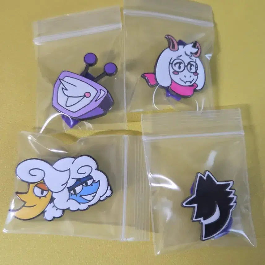 [BUNJANG] Deltarune Tenna Ralsei Elina Lanino Shadow Guy Pin Badge / 델타룬 테나 랄세이 엘니나 라니노 섀도우가이 핀뱃지