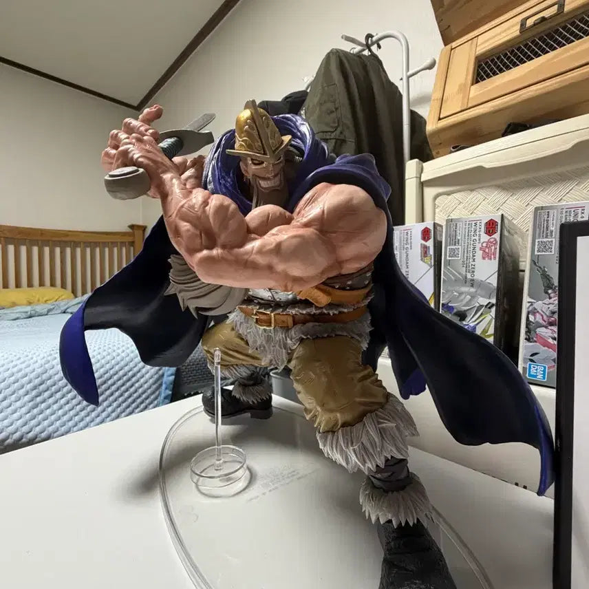 [BUNJANG] One Piece Gol D. Roger Figure / 원피스 골 D 로저 피규어