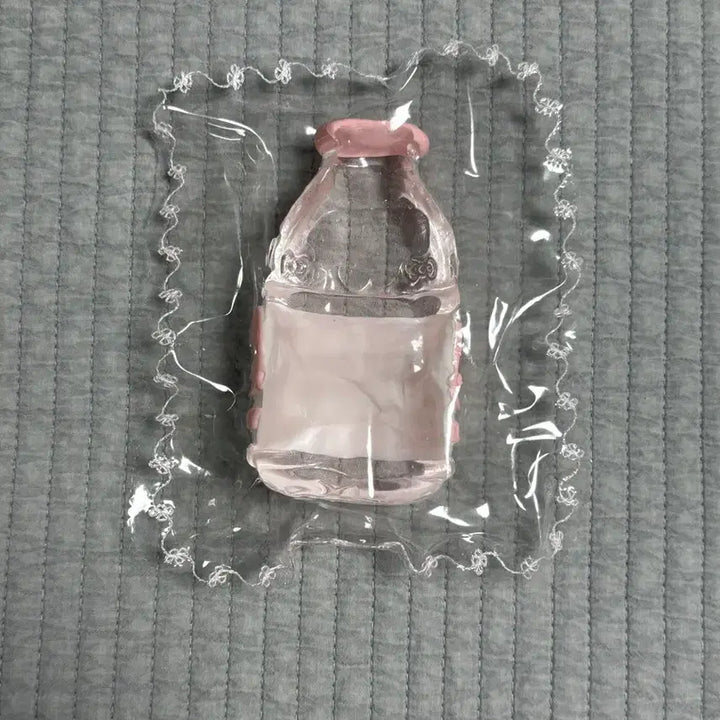 [BUNJANG] Hello Kitty Water Bottle Squishy / 키티물병말랑이