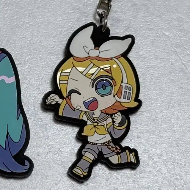 [BUNJANG] Vocaloid Piapro Hatsune Miku Kagamine Rin Rubber Strap / 보컬로이드 보카로 피아프로 러버스트랩 고무키링 하츠네 미쿠 카가미네 린 테라다 테라