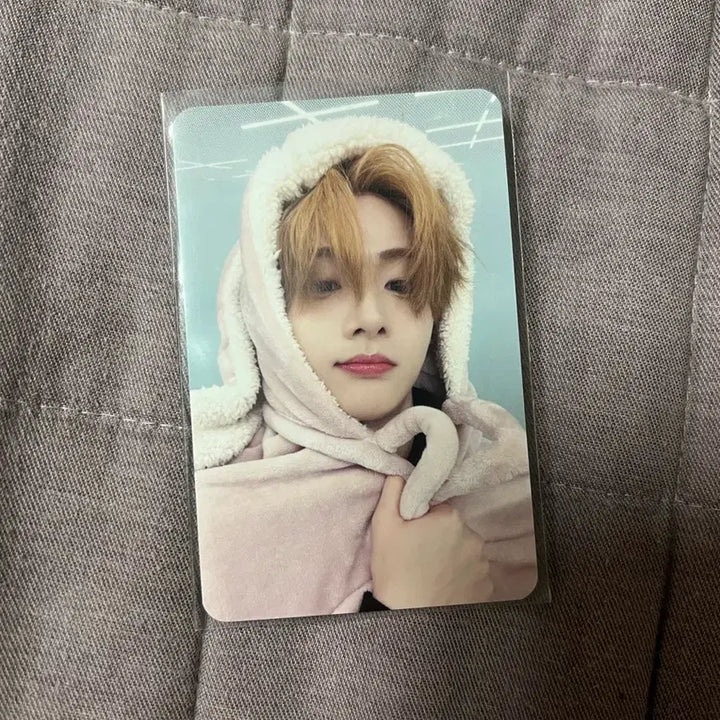 [BUNJANG] AlphaDriveOne Sangwon Makestar Rabbit Blanket / 에눌 가능) 알파드라이브원 상원 메이크스타 토끼담요 토담