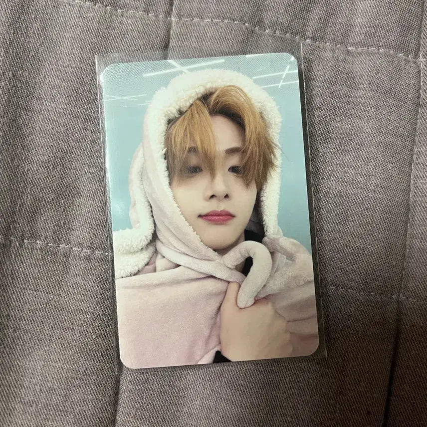 [BUNJANG] AlphaDriveOne Sangwon Makestar Rabbit Blanket / 에눌 가능) 알파드라이브원 상원 메이크스타 토끼담요 토담