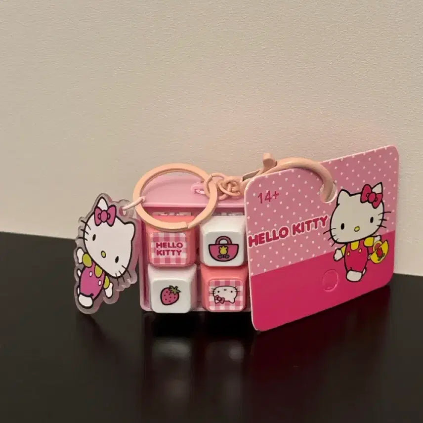 [BUNJANG] Hello Kitty Keycap Keyring / 헬로키티 키캡 키링