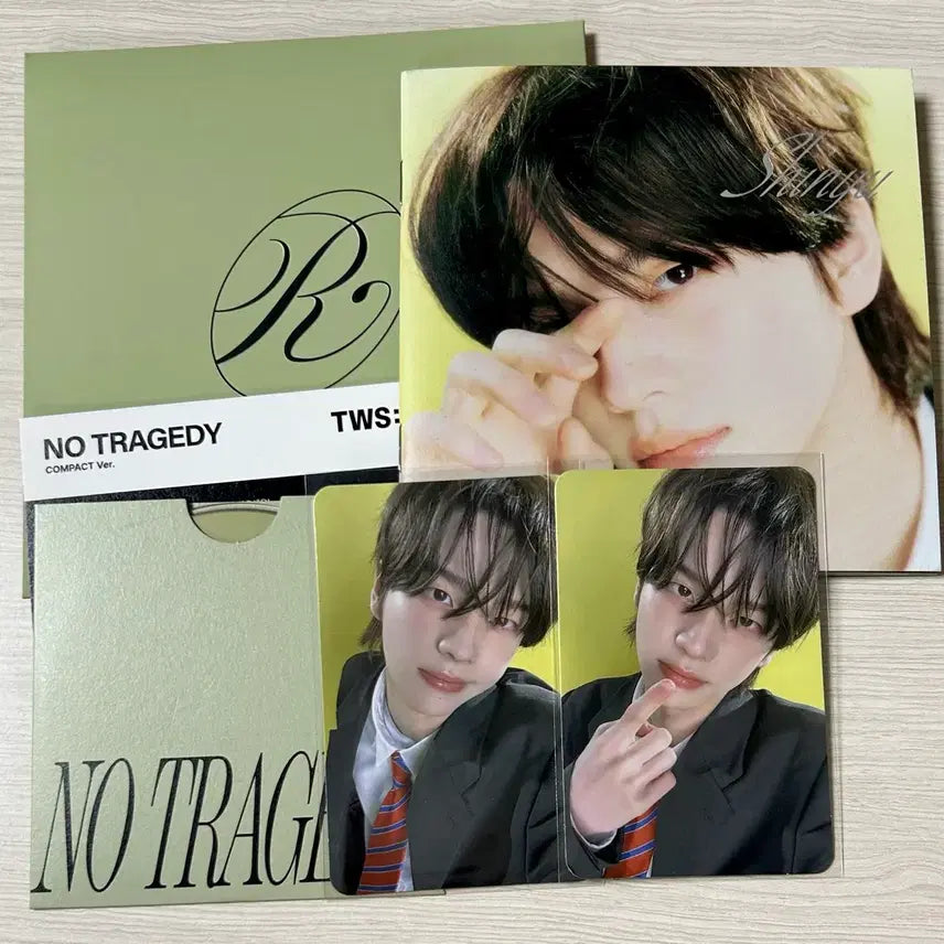 [BUNJANG] TWS Compact Rush Shinyu Album Photocard / 투어스 컴팩트 rush 신유 세트 앨범 포카 no tragedy