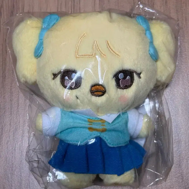 [BUNJANG] Everland Miniy-b Cast Plushie keyring Na-Ri Ray / 에버랜드 미니브 캐스트 플러시 키링 나오리 레이