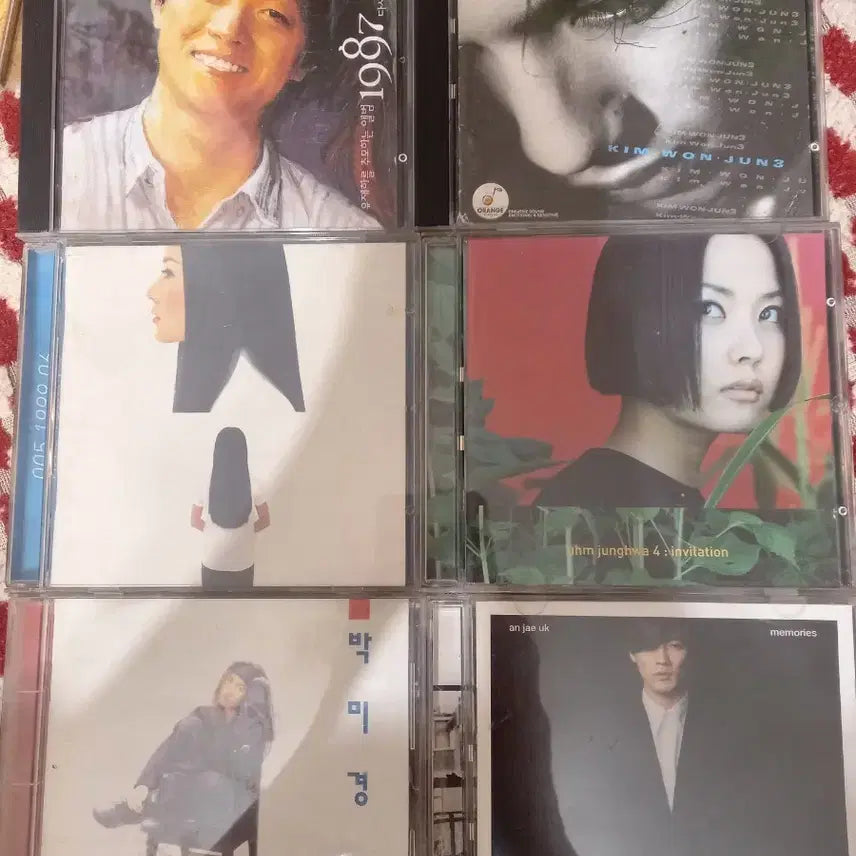 [BUNJANG] 1980-1990s Korean Pop CDs Bundle / 80~90년대 예전 가요시디 한장에 택포 만원에 판매