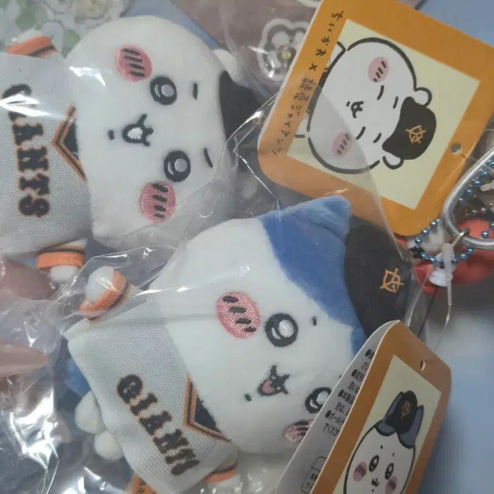 [BUNJANG] Chiikawa Giants Hachiware Baseball Plush Doll Bundle Set (Sealed) / 치이카와 자이언츠 하치와레 야구 미개봉 일괄