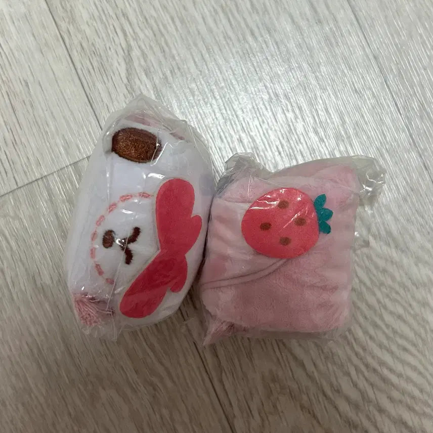 [BUNJANG] Sugarbunnies Fuwa Fuwa Pouch Bundle Set / 슈가바니즈 후와후와 파우치 가챠 시로우사 스트로베리우사 일괄