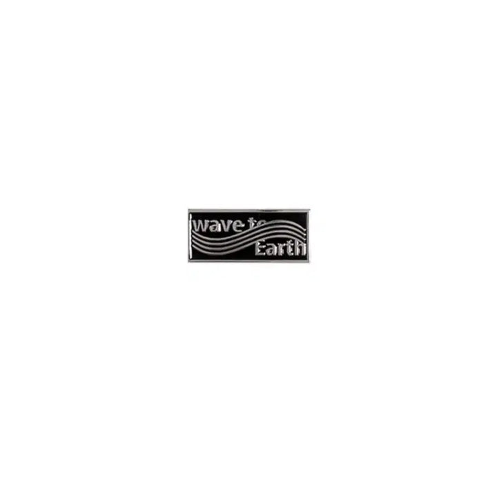 [BUNJANG] Wave To Earth Keyring &amp; Pin Badge Bundle Set (Sealed) / wave to earth 키링, 핀뱃지 (미개봉 일괄)