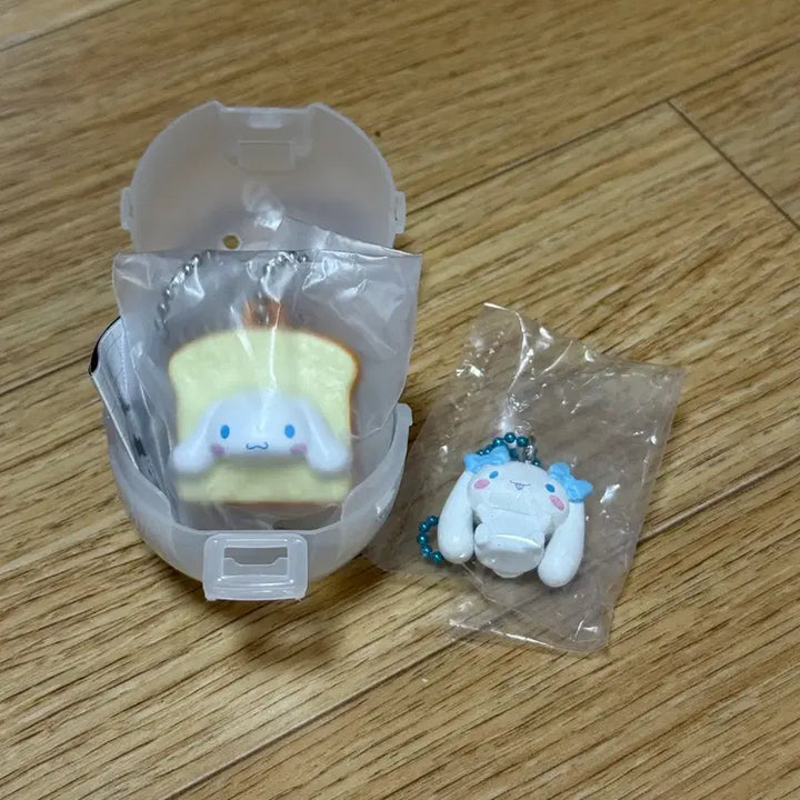 [BUNJANG] Sanrio Shokupan Cinnamoroll Gacha Figure (Sealed) / 산리오 식빵 시나모롤 가챠 미개봉