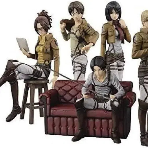 [BUNJANG] Attack on Titan Lucky Draw Figure Bundle Set (Levi B Prize, Eren A Prize) / 진격의거인 자유로의 쿠지 리바이B상 에렌A상 일괄 양도!