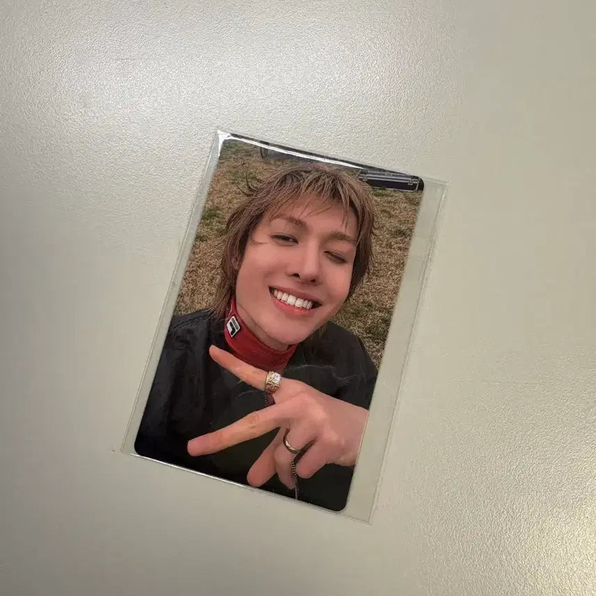 [BUNJANG] Martin Weverse Lucky Draw Photocard (GreenGreen Version) - Sealed / 미개봉) 코르티스 마틴 위버스 럭드 GreenGreen