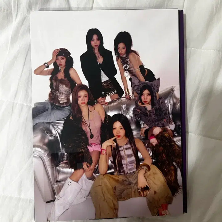 [BUNJANG] BABYMONSTER 2nd MINI ALBUM [WE GO UP] POSTCARD Ver. Photocard / BABYMONSTER 2nd MINI ALBUM [WE GO UP] POSTCARD Ver.