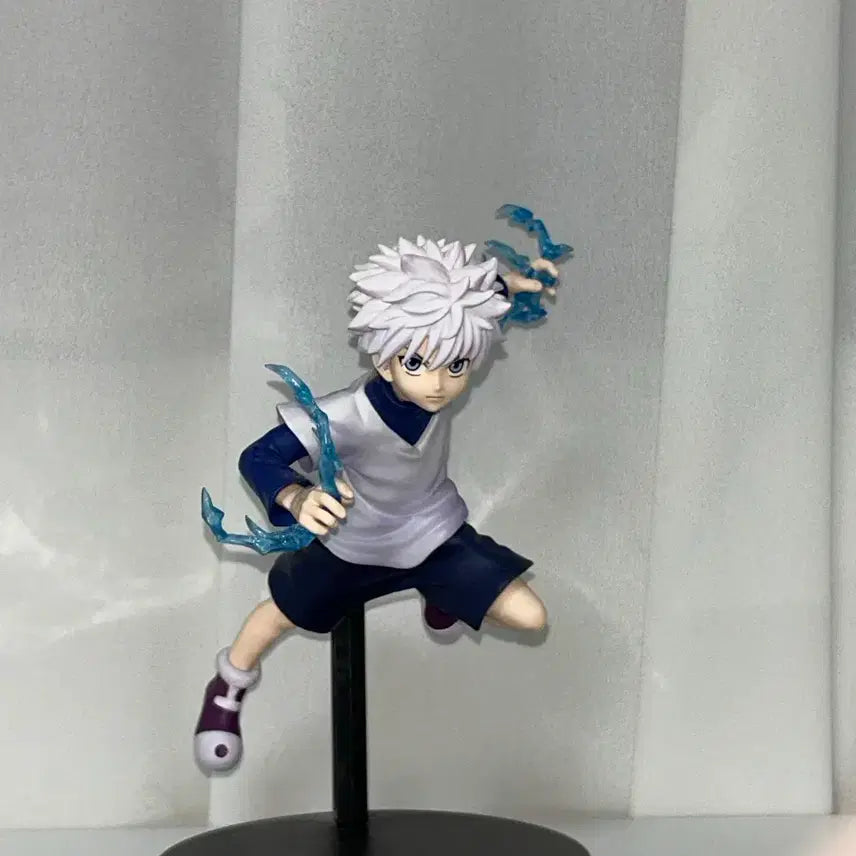 [BUNJANG] Hunter x Hunter Killua Figure, Illumi Clo-Acrylic, and License Card Set / 헌터x헌터 키르아 피규어 이르미 클로아크릴 헌터헌터 라이센스