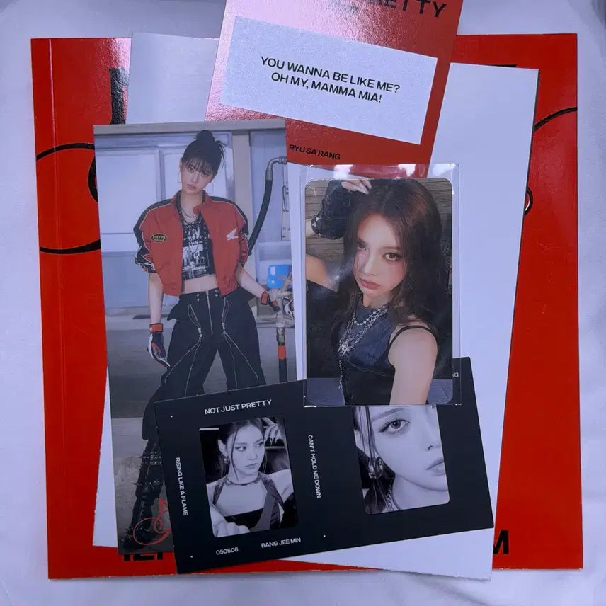 [BUNJANG] IZNA Not Just Pretty Photobook Mamma Mia Version Album Bang Jimin Coco Yoo Sarang / 이즈나 not just pretty 포토북 맘마미아 버전 앨범 방지민 코코 유사랑