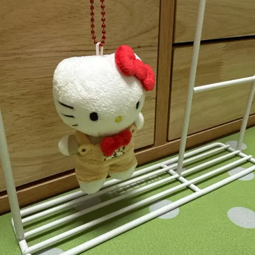 [BUNJANG] Sanrio My Melody Bear Overalls Plush Keychain / 추석할인이벤트)곰돌이 멜빵키티 인형키링 새상품