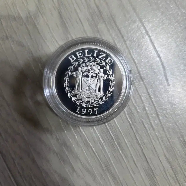 [BUNJANG] 1945 Balmoral Castle One Dollar Commemorative Coin - Elizabeth The Queen Mother / 엘리자베스 더 퀸 마더 1945 발모럴 성 1달러 기념 주화