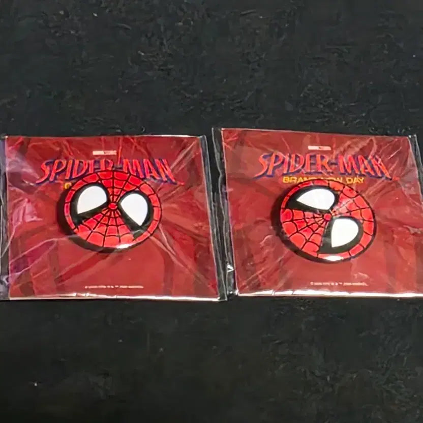 [BUNJANG] Spider-Man Brand New Day Week 1 Weekend Pin Badge Set (2 Pins) / (미개봉)스파이더맨 브랜드뉴데이 1주차 주말 핀뱃지 2개 세트