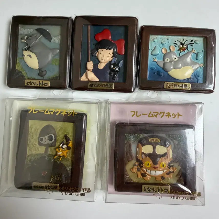 [BUNJANG] Studio Ghibli Frame Magnet Set (Totoro, Kiki, Jiji, Catbus, Robot Soldier) / 정리중/최저가/지브리 프레임 마그넷/보우,키키,네코,토토로,로봇병
