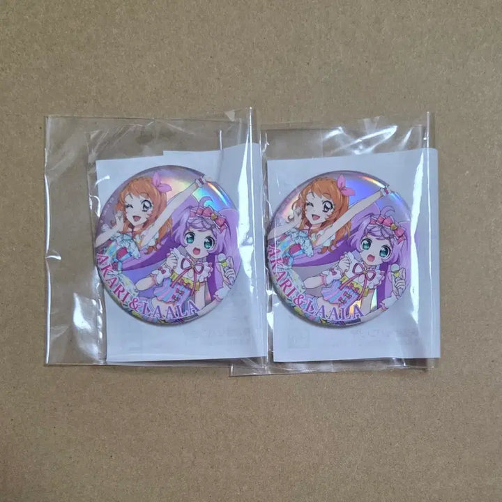 [BUNJANG] Aikatsu! Pripara Akari Hoshimiya &amp; Laala Manaka Can Badges Bundle Set (Sealed) / 아이카츠 아이엠스타 프리파라 카츠파라 스타파라 아카리 하늘 라라 캔뱃지 일괄 판매