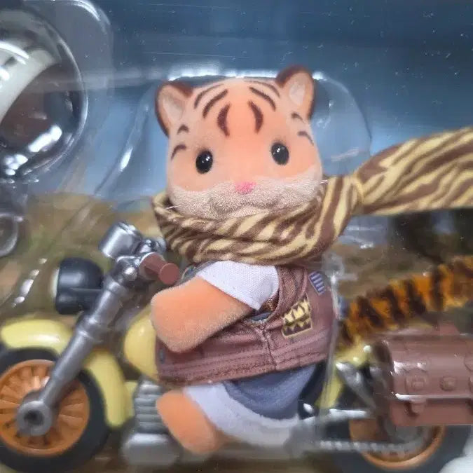 [BUNJANG] Sylvanian Families Father Tiger Motorcycle (Sealed) / 실바니안호랑이 실바니안아빠호랑이 오토바이 미개봉