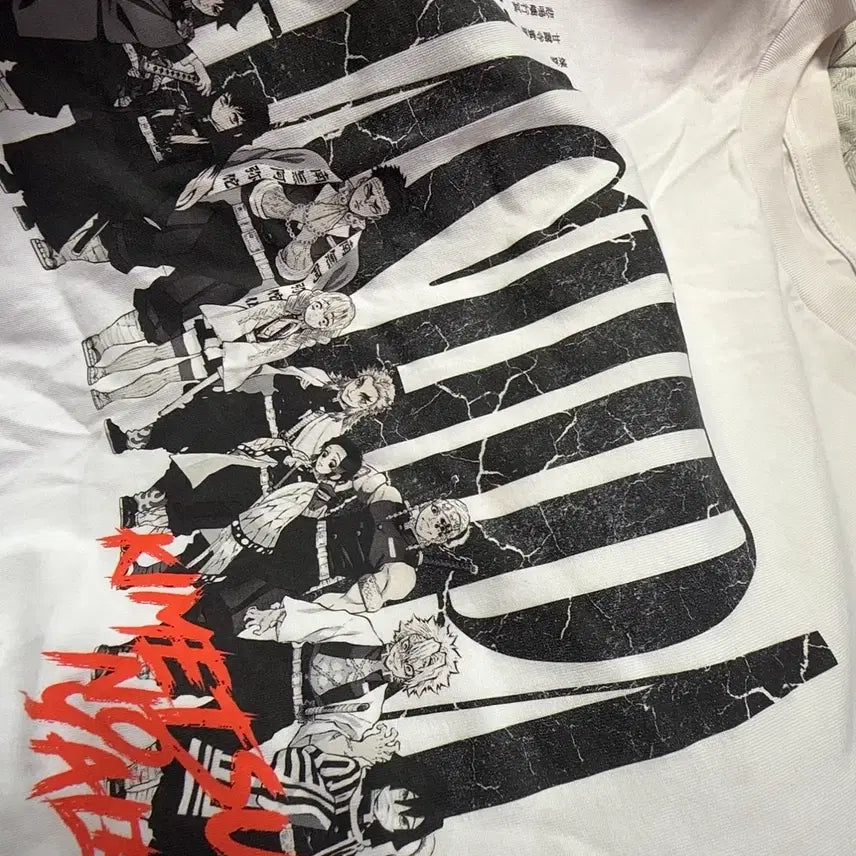 [BUNJANG] Uniqlo Demon Slayer Graphic T-Shirt XXL / 유니클로 귀멸의칼날 주 티셔츠 XXL