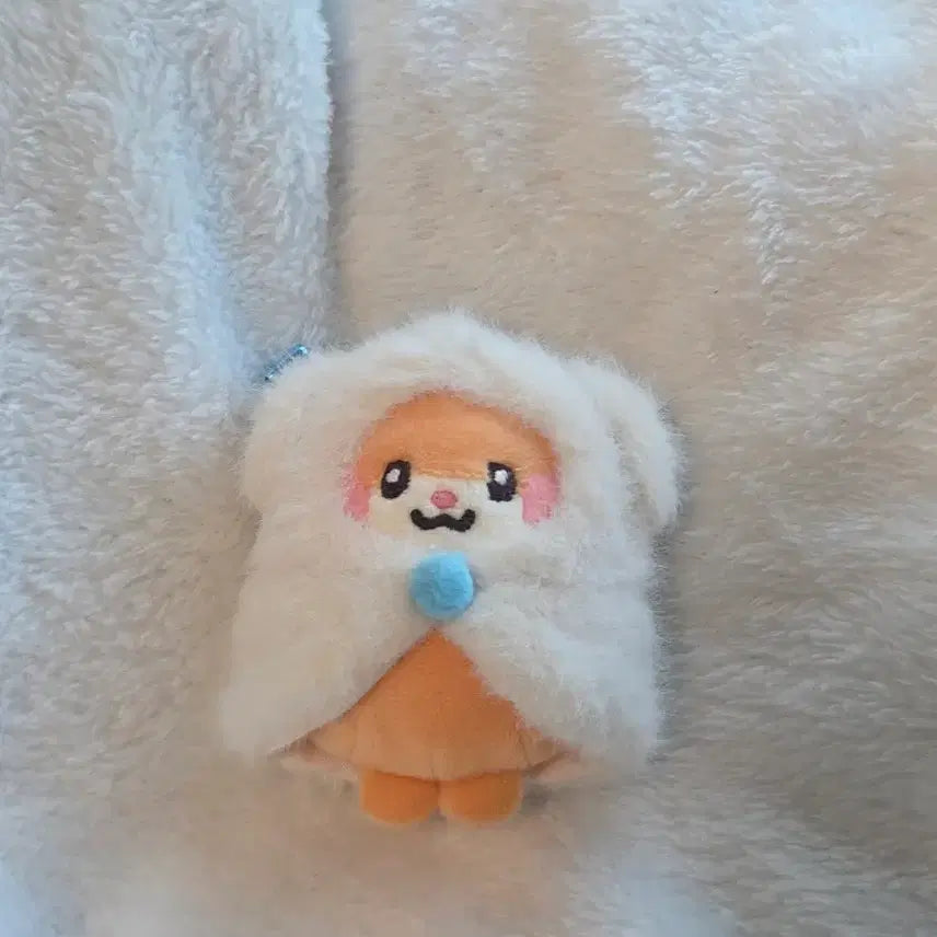 [BUNJANG] ZEROBASEONE Sung Hanbin BININI Cloak Keychain / 성한빈 비니니 망토 키링 제베원 제로베이스원