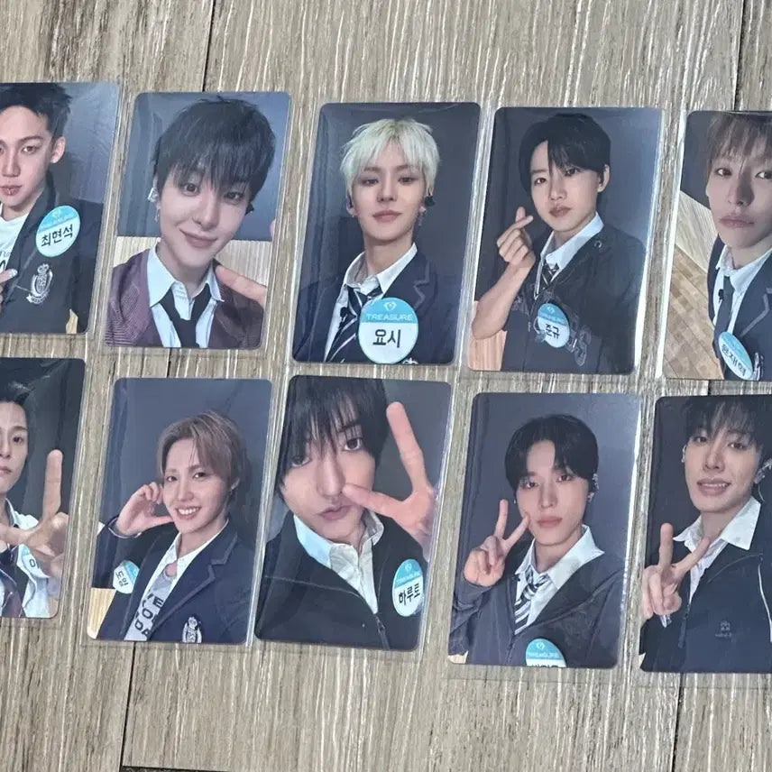 [BUNJANG] TREASURE FOLLOW EVENT The Same School Uniform Photocard Bundle Set / 일괄) 트레저 음원 팔로우 이벤트 더세임 교복 포카 양도 TREASURE FOLLOW EVENT