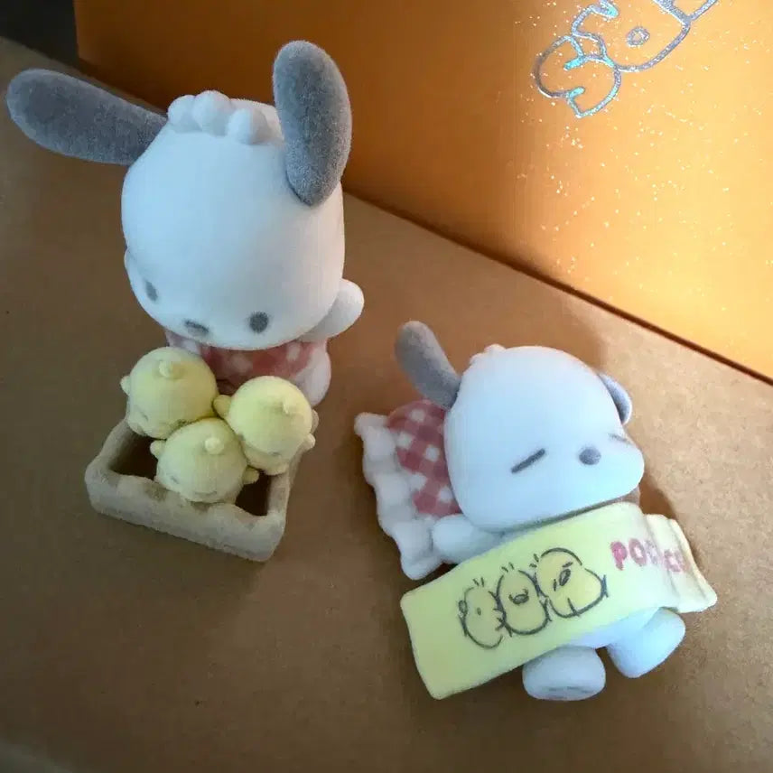 [BUNJANG] Sanrio Pochacco Birthday Figure Bundle Set / 산리오 포차코생일 피규어 (일괄)