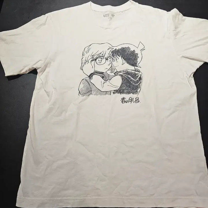 [BUNJANG] Uniqlo x Detective Conan Graphic T-Shirt / UT 그래픽 유니클로 티셔츠 코난 L 일본제품