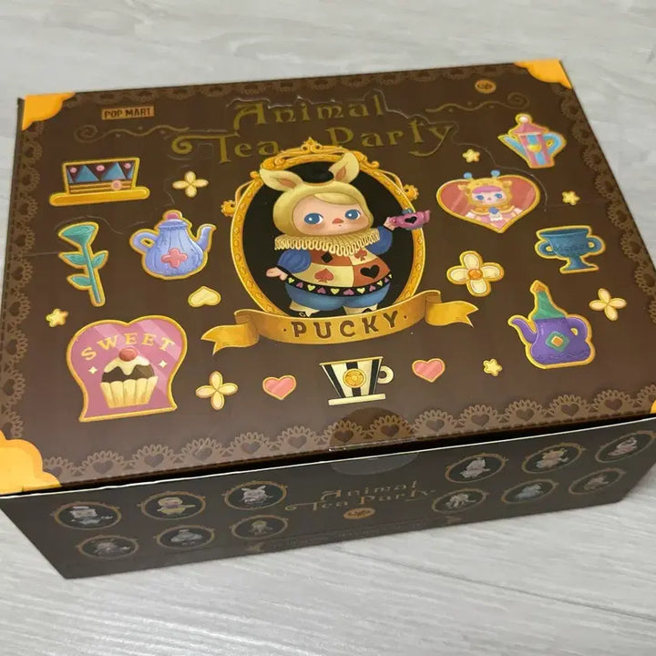 [BUNJANG] Pop Mart Pooky Animal Tea Party Series Full Box (12 Figures) / 팝마트 푸키 애니멀 티파티 시리즈 풀박스(12개)
