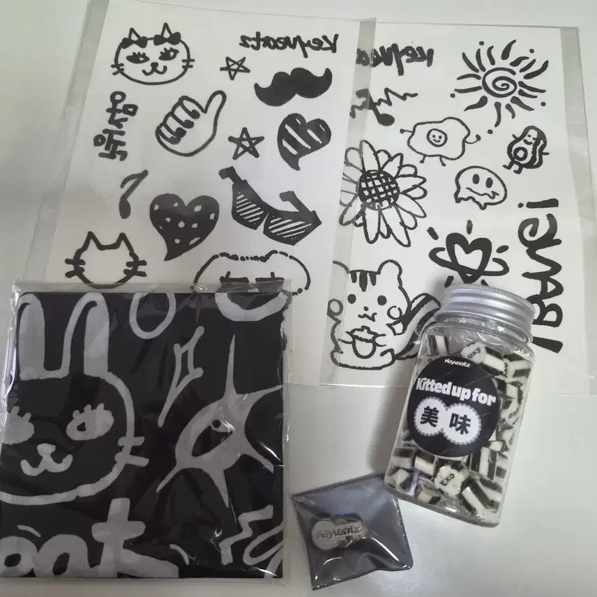 [BUNJANG] Kihyun Special Broadcast Gift Bandana + Tattoo Sticker + Badge + Candy Set / 키비츠 막방 공방 역조공