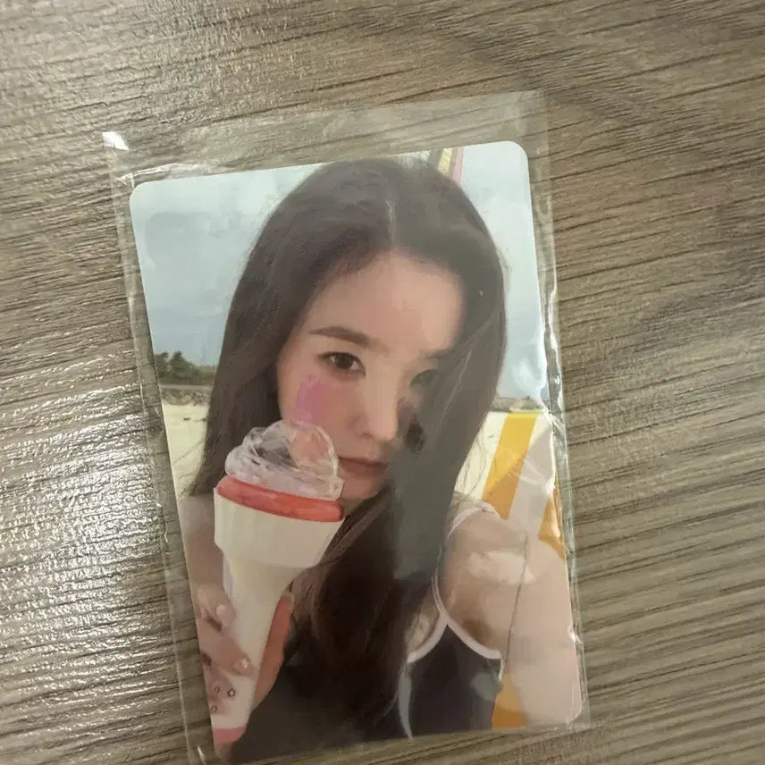 [BUNJANG] Red Velvet Irene Support Rod Photocard / 레드벨벳 응원봉 포카 아이린
