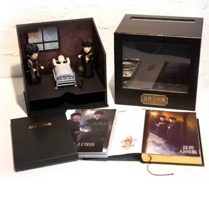 [BUNJANG] The Priests Limited Edition Diorama DVD / 검은 사제들 디오라마 한정판 DVD