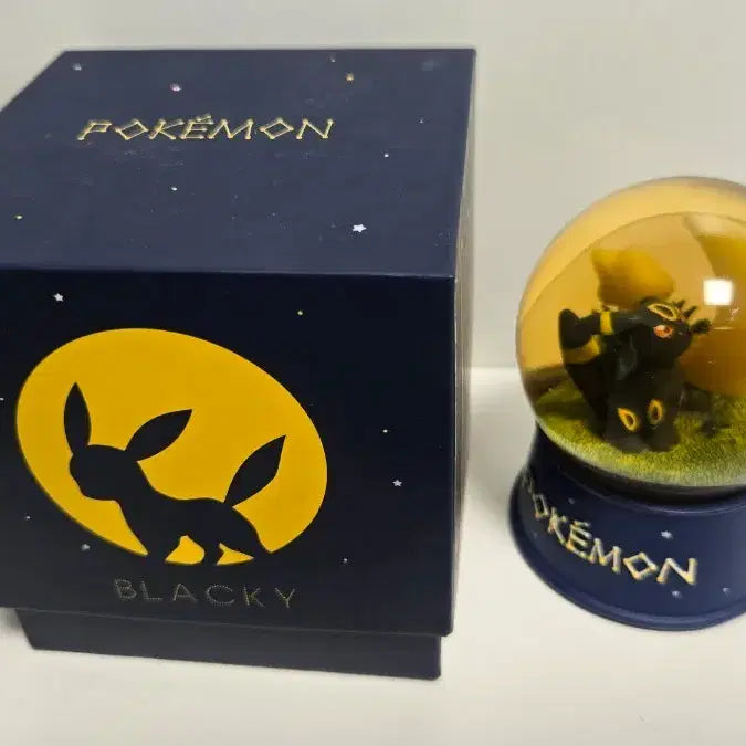 [BUNJANG] Pokemon Umbreon Lotteria Snow Globe / 포켓몬 블래키  롯데리아 스노우볼
