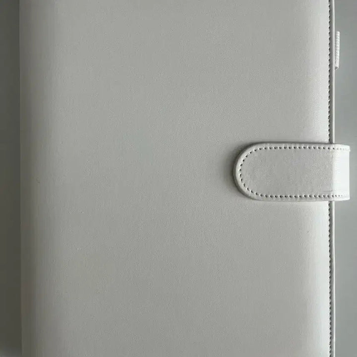 [BUNJANG] A5 Macaron Binder with Inner Sleeves / 급처))a5 마카롱 바인더 팔아요