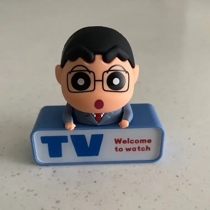 [BUNJANG] Crayon Shin-chan Shin-chan TV Announcer Figure Mood Lamp Magnet / 크레용신짱 짱구 TV 아나운서 피규어 무드등 마그넷 피규어