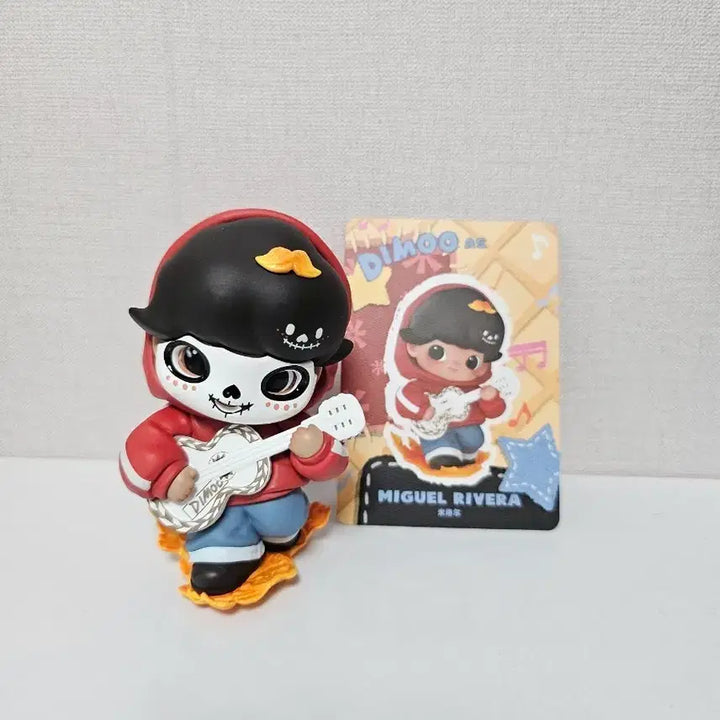 [BUNJANG] Pop Mart Dimoo World Pixar Series Miguel Rivera Figure / 팝마트 디무월드 픽사시리즈 피규어 미구엘 리베라 판매합니다