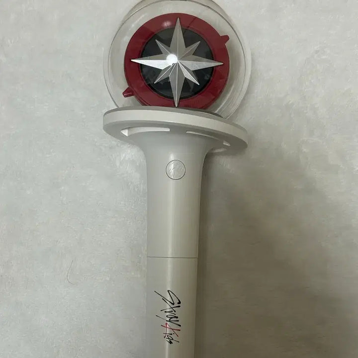 [BUNJANG] Stray Kids Nacim Bong 2 Ver. 2 Lightstick / 스트레이키즈 스키즈 응원봉 나침봉2 ver2