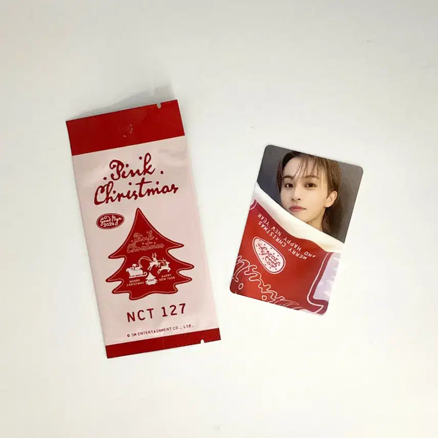 [BUNJANG] NCT 127 Mark 2024 Pink Christmas Photocard / 엔시티127 마크 2024 핑크 크리스마스 포토카드 포카2 NCT127 MARK 2024 PINK CHRISTMAS PHOTOCARD 2