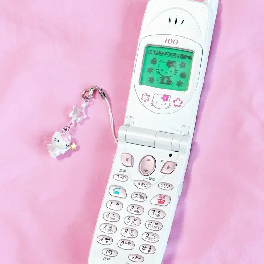 [BUNJANG] Docomo Kitty Phone Garu Phone Mockup Phone Folder Phone Classic Pink Model Phone / 도코모 키티폰 갸루폰 목업폰 핸드폰 폴더폰 고전폰 핑크 모형폰