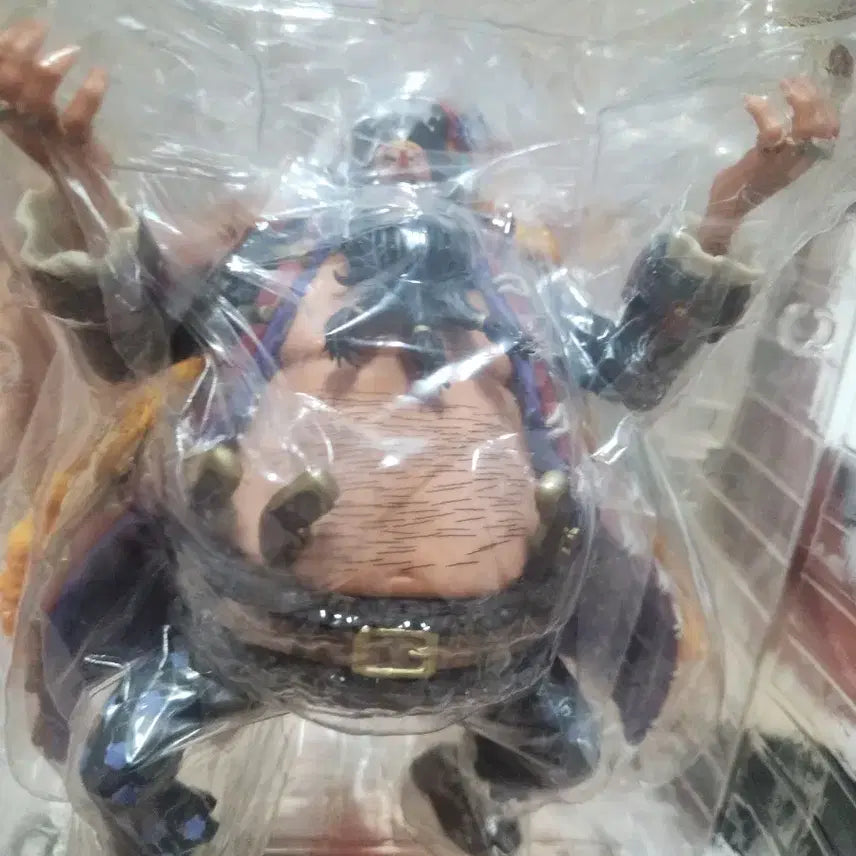 [BUNJANG] One Piece Marshall D. Teach Figure / 신사황티치 피규어 팝니다