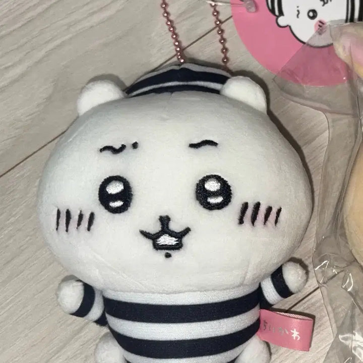 [BUNJANG] Chiiikawa Prisoner Plush / 죄수 치이카와 인형