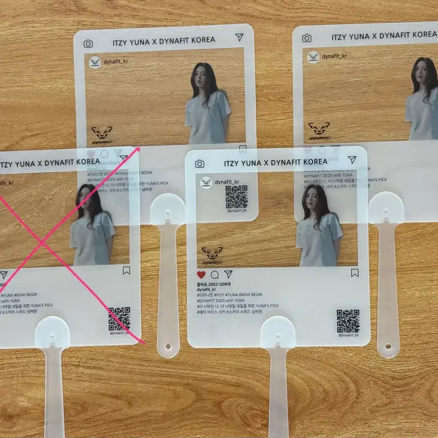 [BUNJANG] ITZY Yuna Dynafit Fan / ITZY 유나 다이나핏 부채 판매