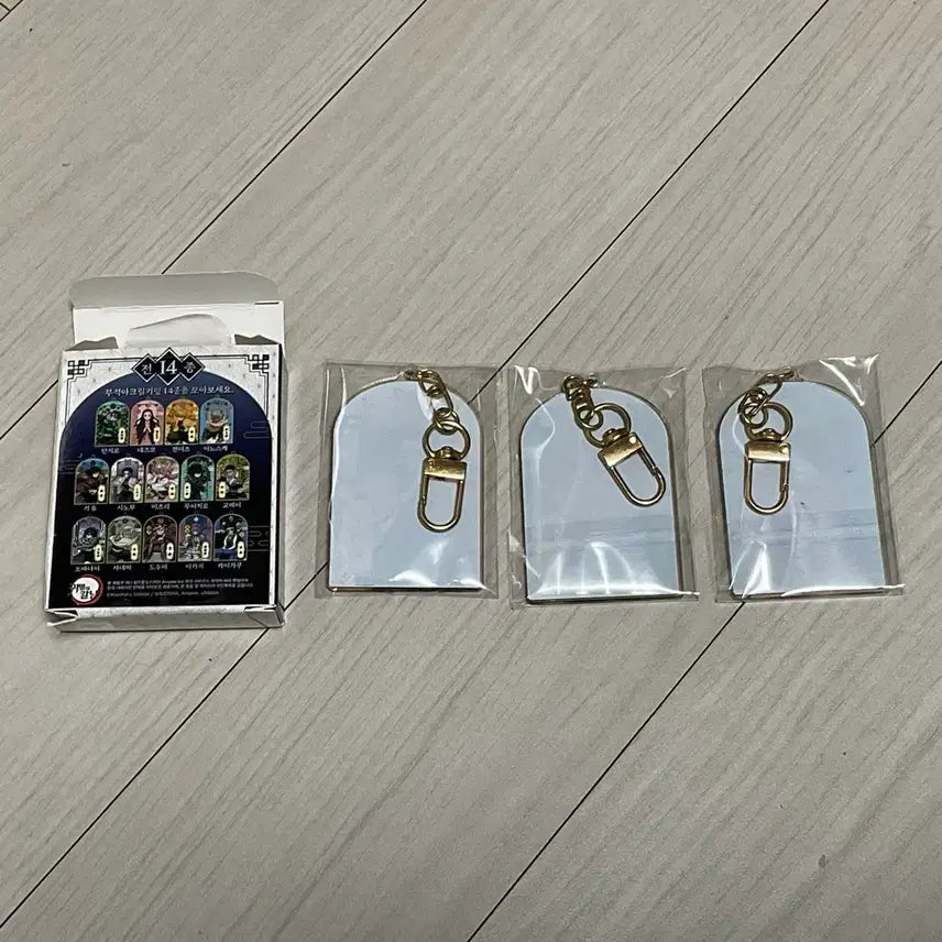 [BUNJANG] Demon Slayer Infinite Castle Acrylic Keychain - Sanemi, Shinobu, Inosuke / 귀멸의칼날 귀칼 무한성 아크릴 키링 gs25 편의점 사네미 시노부 이노스케