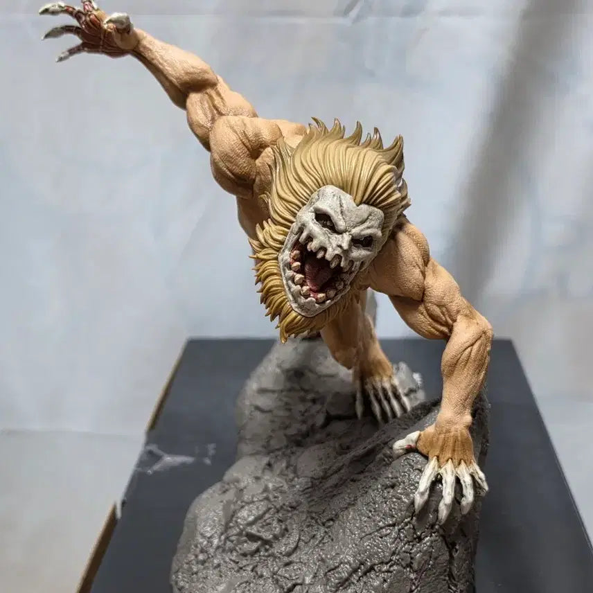 [BUNJANG] Attack on Titan Jaw Titan Ichiban Kuji Prize B / 진격의 거인 턱거인 이치방쿠지 각자의 결의 B상